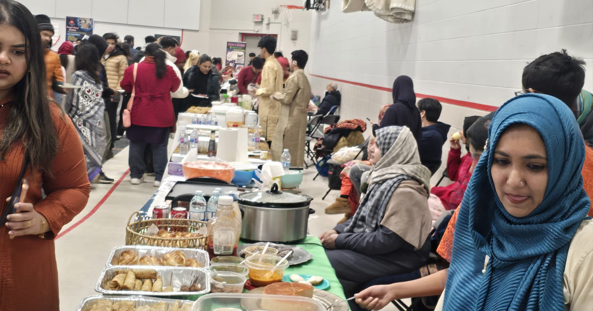 বর্ণাঢ্য আয়োজনে কানাডার সাস্কাটুনে পিঠা উৎসব