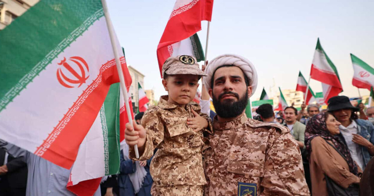 রেজা পাহলভির বিক্ষোভের আহ্বান প্রত্যাখান করেছে ইরানের জনগণ