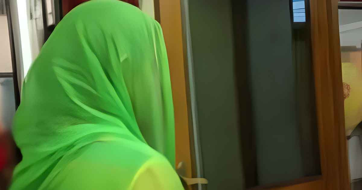 রাস্তা থেকে তুলে নিয়ে কিশোরীকে সংঘবদ্ধ ধর্ষণ