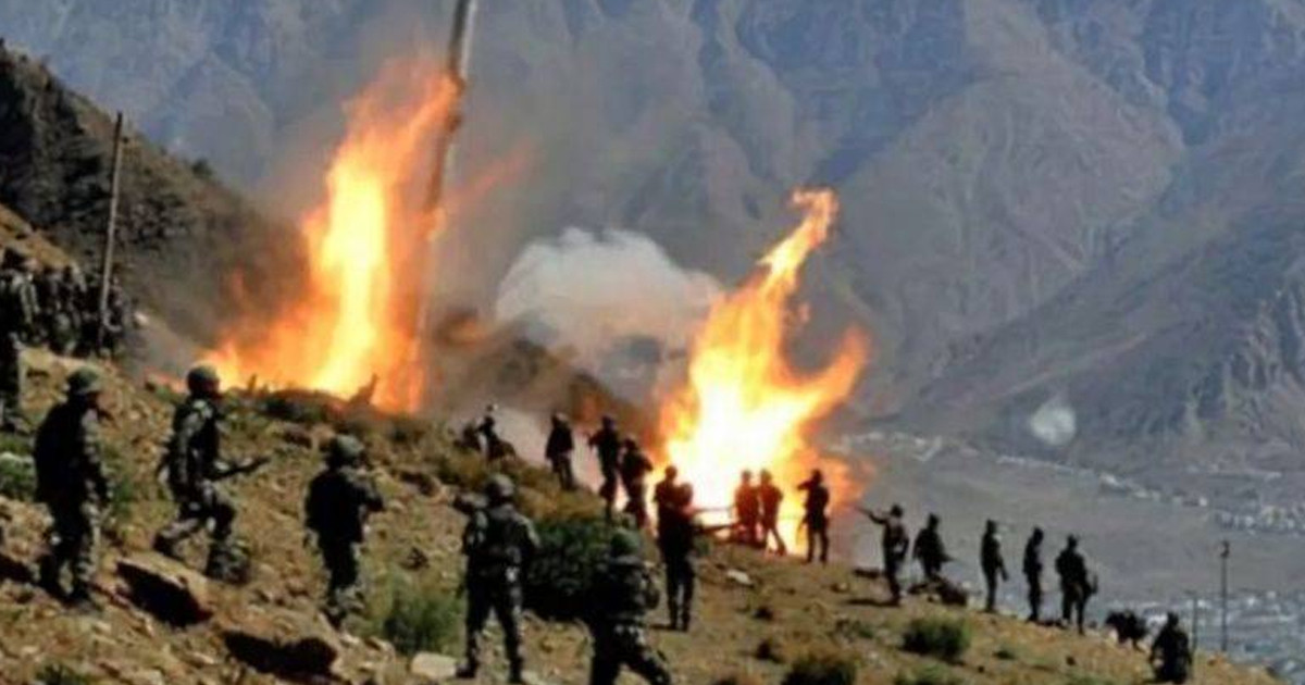 জম্মু-কাশ্মীরে গোলাগুলিতে আহত ৭ ভারতীয় সেনাকে হেলিকপ্টারে উদ্ধার