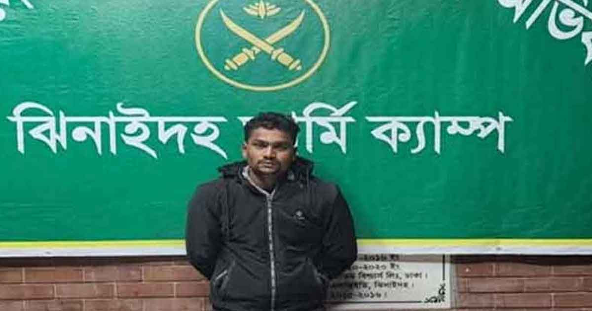 টিয়ারসেল ও সাউন্ড গ্রেনেড উদ্ধার, রুবেল হোসেন আটক