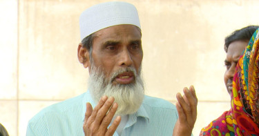 জিয়াউর রহমানের সমাধির পাশে দাঁড়িয়ে অঝোরে কাঁদছিলেন সত্তরোর্ধ্ব তাহের