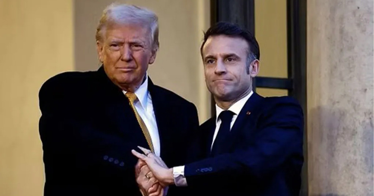 ম্যাক্রোঁর ব্যক্তিগত বার্তা ফাঁস করলেন ট্রাম্প
