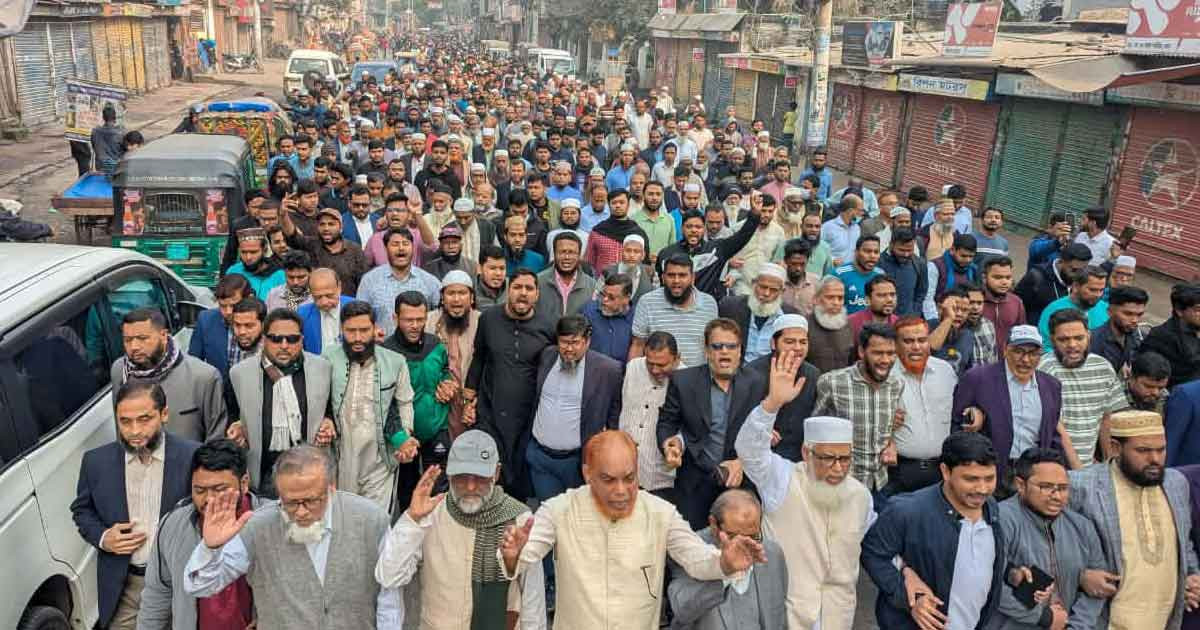 জামায়াতের নারী কর্মীদের হেনেস্তার অভিযোগে বিক্ষোভে উত্তাল মিরপুর