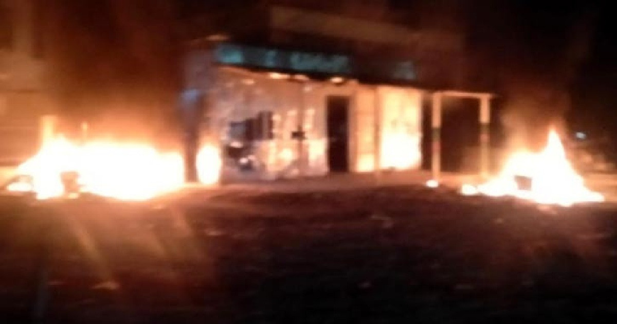 দুই প্রার্থী সমর্থকদের সংঘর্ষে রণক্ষেত্র, গুলি