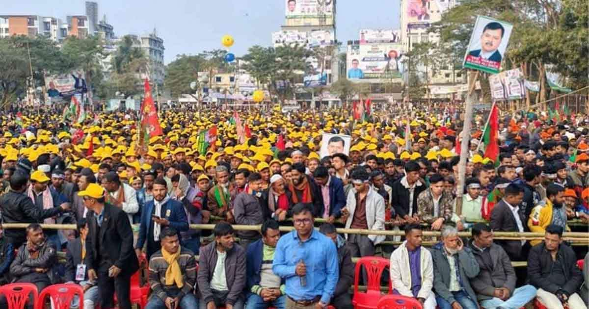 কানায় কানায় পরিপূর্ণ সিলেটের আলিয়া মাদরাসা মাঠ