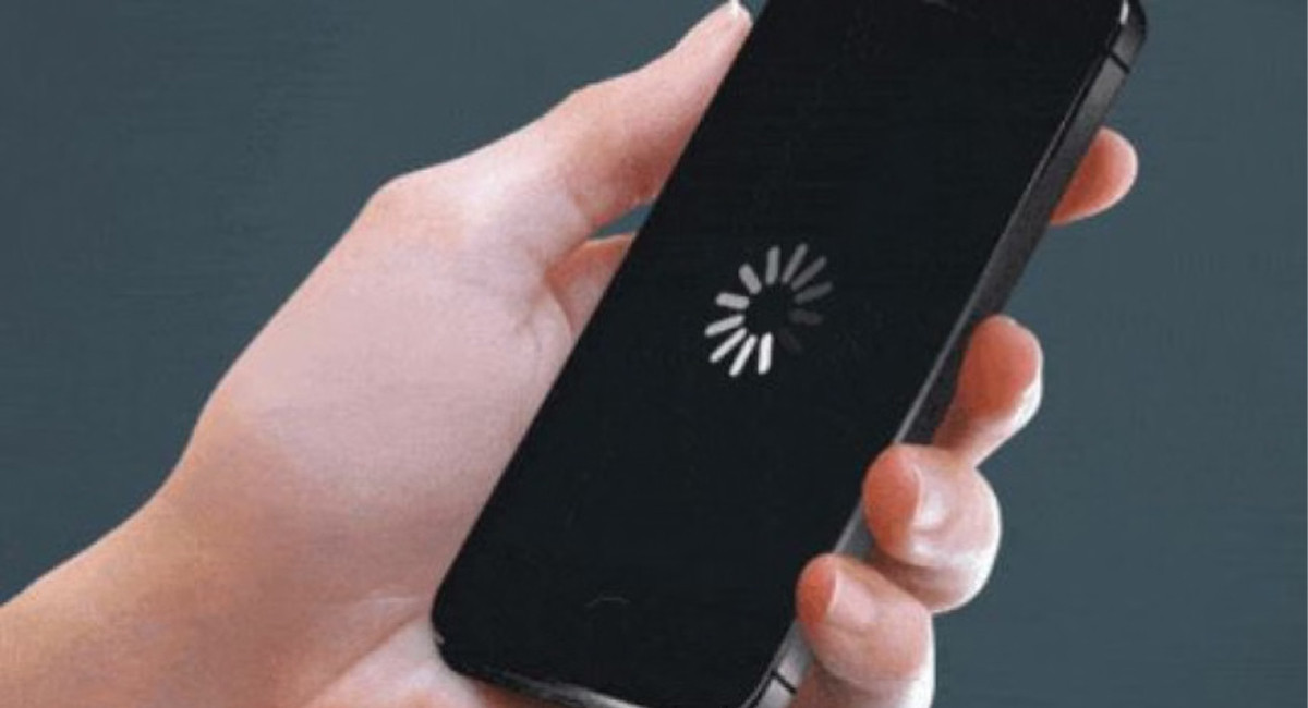 স্মার্টফোন ধীরগতিতে চললে যা করবেন