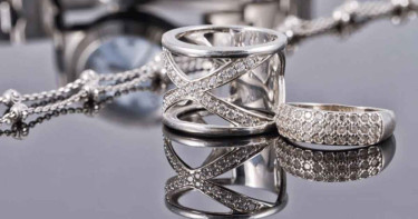 স্বর্ণের সঙ্গে কমলো রুপার দামও, ভরি কত?