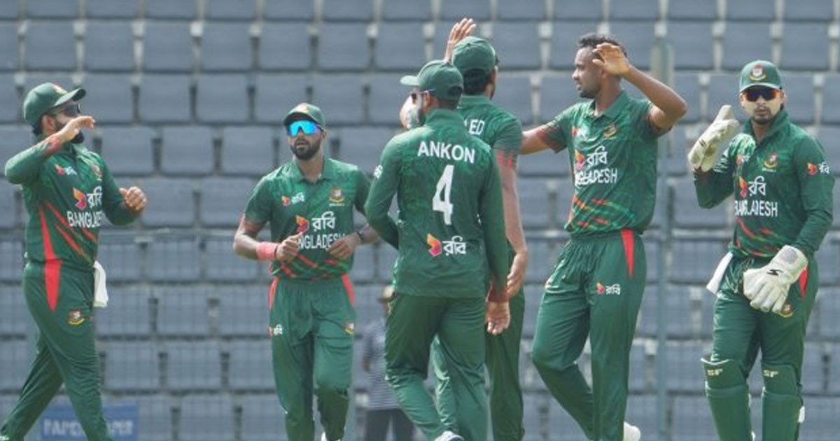 ভারতে বিশ্বকাপ না খেলার সিদ্ধান্ত, যা বলছেন সাবেক ক্রিকেটাররা