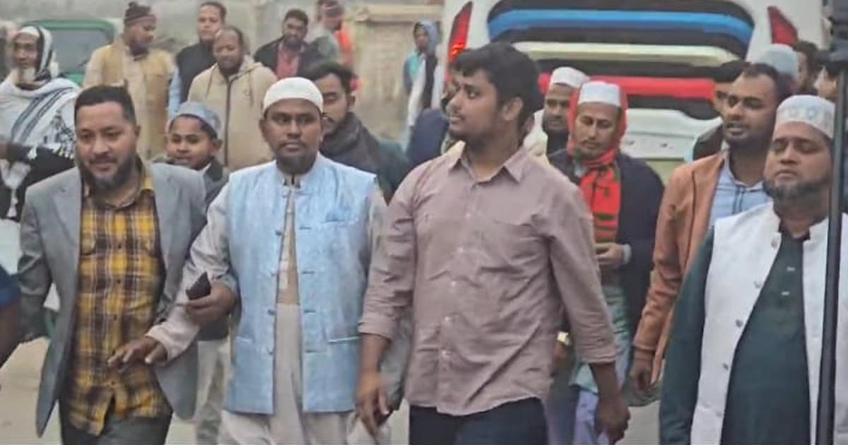 বিনা পয়সায় ভোট দেবেন,পাঁচ বছর বিনা পয়সায় সার্ভিস দেবো: হাসনাত আব্দুল্লাহ