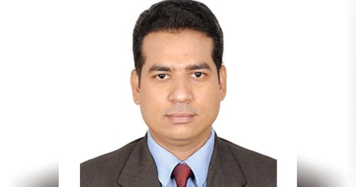 মোবাইল ব্যাংকিংয়ে ভোট কেনাবেচা: স্মার্ট যুগে স্মার্ট দুর্নীতি