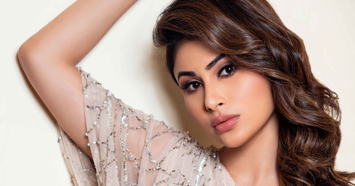 হেনস্তার শিকার মৌনী রায়