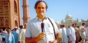 বিবিসির বর্ষীয়ান সাংবাদিক স্যার মার্ক টালি আর নেই