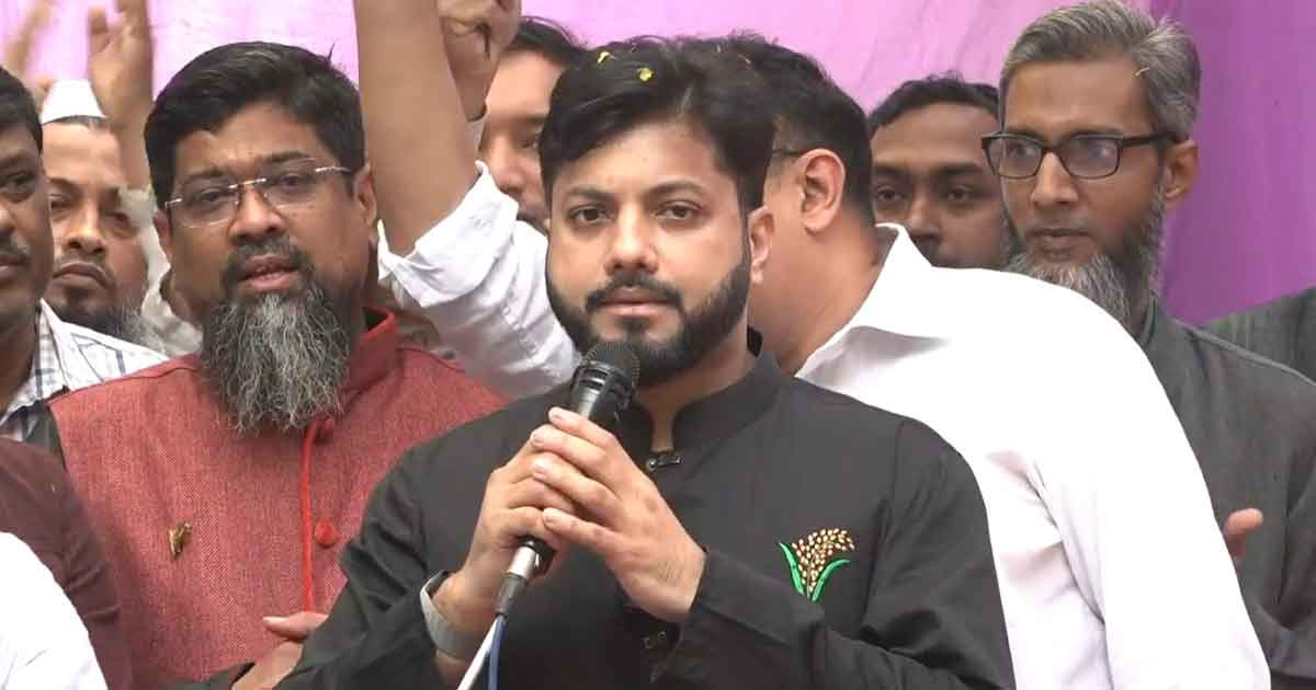 ‘আপনারা ভুলেও এদের ভোট দিয়েন না, আপনাদের জীবন ধ্বংস করে দেবে’