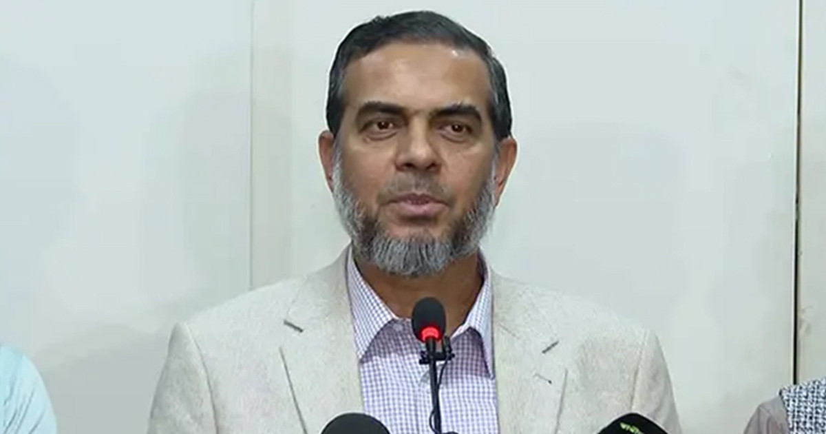 ‘নারী কর্মীদের নাজেহাল করা হচ্ছে’