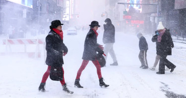ভয়াবহ শীতকালীন ঝড়ে যুক্তরাষ্ট্রজুড়ে অন্তত সাতজনের মৃত্যু, বিদ্যুৎহীন লাখো মানুষ