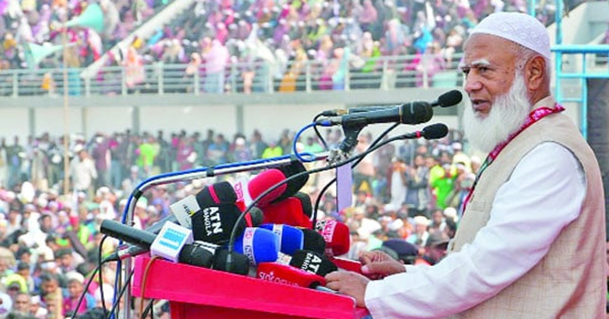 দুর্নীতিবাজ চাঁদাবাজদের লাল কার্ড দেখাতে হবে