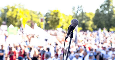 আস্থা পেতে মিথ্যা আশ্বাস নয়