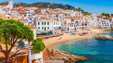 অবৈধ অভিবাসীদের বড় সুখবর দিলো স্পেন