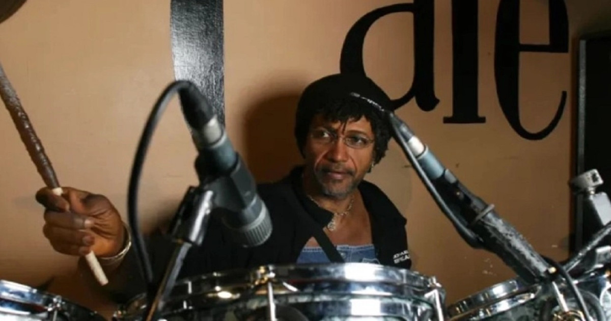 কিংবদন্তি ড্রামার স্লাই ডানবার মারা গেছেন