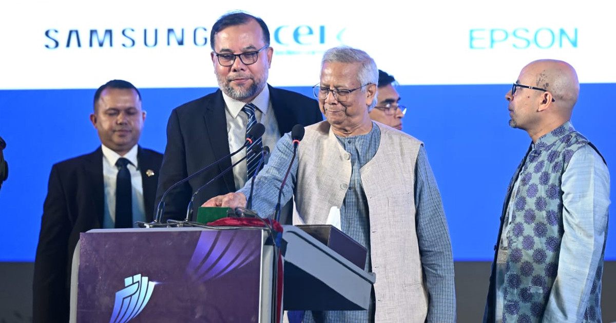 ডিজিটাল ডিভাইস ও ইনোভেশন এক্সপোর উদ্বোধন প্রধান উপদেষ্টার