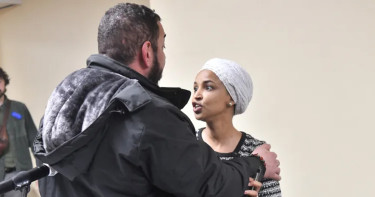 ট্রাম্পের কটূক্তির পরই মার্কিন কংগ্রেসের মুসলিম নারী সদস্যকে আক্রমণ