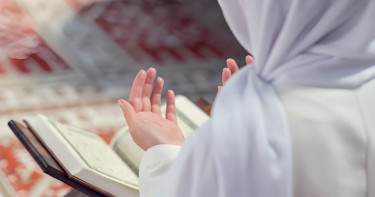 সন্তানের সোনালি ভবিষ্যতের জন্য কোরআনি দোয়া