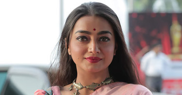 ‘যে দেশে চাকরির এত অনিশ্চয়তা, সেখানে টিকটক করে ডলার কামানো স্বাভাবিক’