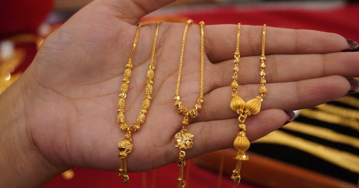 ভ্যাট-মজুরিসহ ১ ভরি স্বর্ণালংকারে খরচ হবে ৩ লাখ ৮১০ টাকা