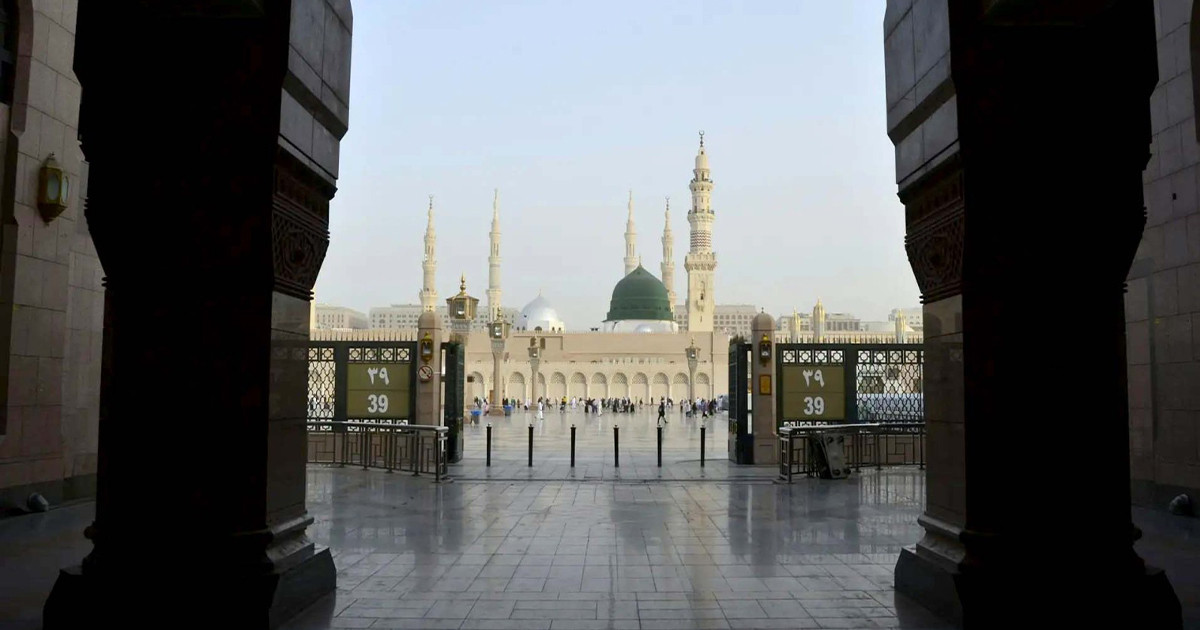 শীতকালে প্রিয় নবী (সা.)-এর পোশাক