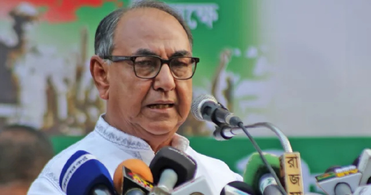 ‘আঙুল ফুলে কলাগাছ হওয়া বালকরা সমালোচনা করেই জনপ্রিয় হতে চায়’