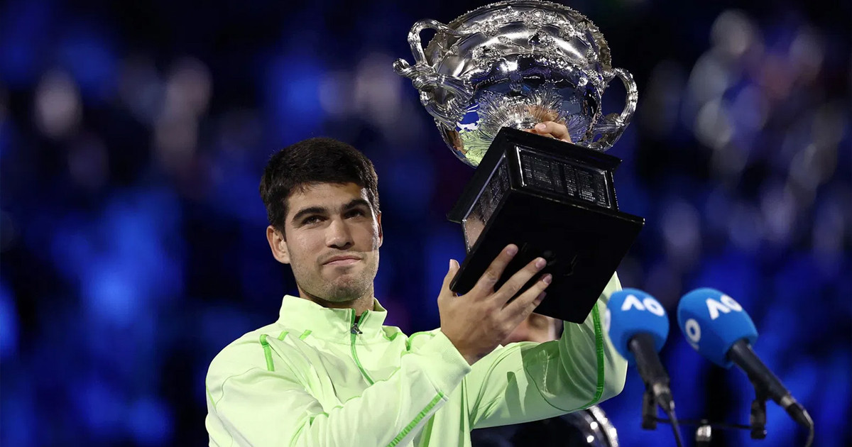 জোকোভিচকে হারিয়ে শিরোপা জিতে ইতিহাস গড়লেন আলকারাজ