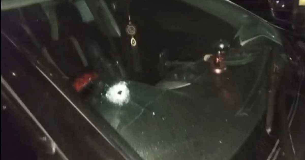 ছাত্রদলের সাবেক নেতাকে লক্ষ্য করে চলন্ত গাড়িতে গুলি