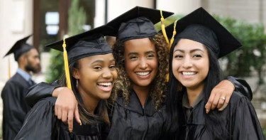 আমেরিকায় পিএইচডি ডিগ্রি নিয়ে দুশ্চিন্তা বাড়ছে, দলে দলে চাকরি ছাড়ছেন গবেষকেরা