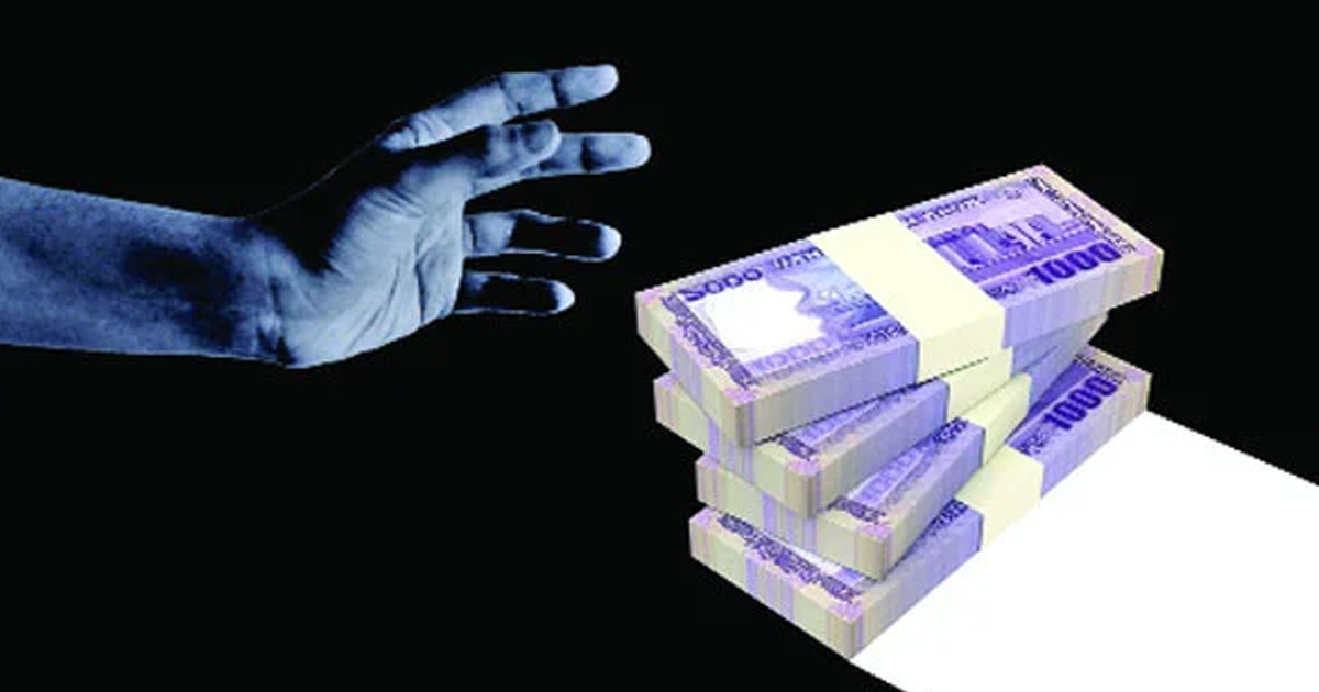 কালোটাকার ছড়াছড়ি নির্বাচনের মাঠে