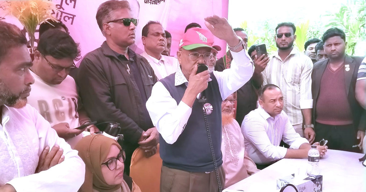 ‘১২ ফেব্রুয়ারি দেশ উল্টো পথে গেলে, ভবিষ্যৎ অন্ধকারে নিমজ্জিত হবে’