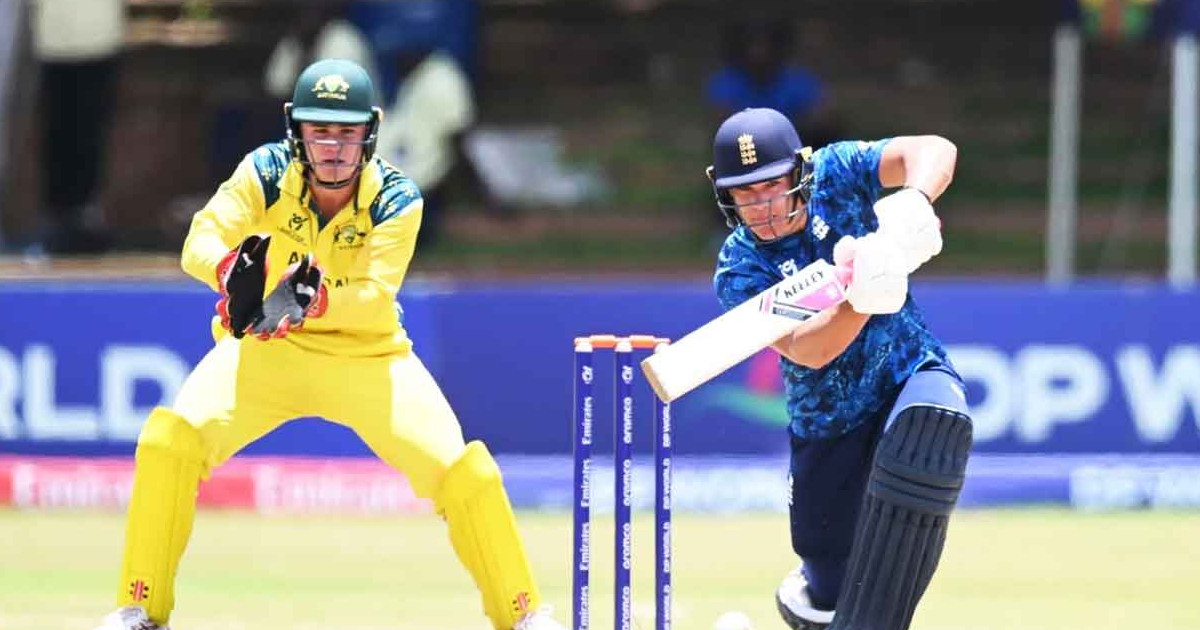 অস্ট্রেলিয়াকে হারিয়ে ফাইনালে ইংল্যান্ড