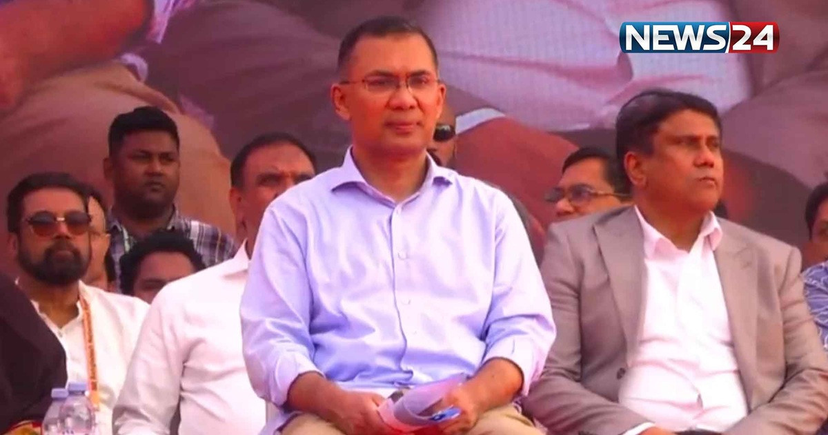 ফরিদপুরে নির্বাচনী জনসভায় যোগ দিলেন তারেক রহমান