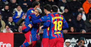 কষ্টের জয়ে সেমি-ফাইনালে বার্সেলোনা