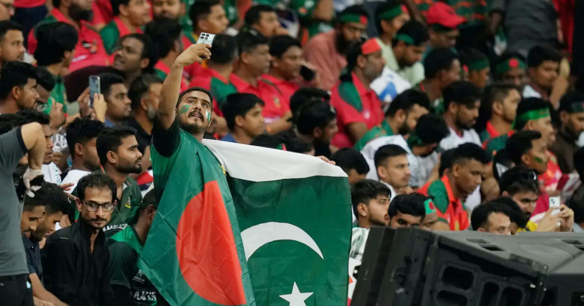 বাংলাদেশকে সমর্থন জানিয়েই ভারতের বিপক্ষে ম্যাচ বর্জন: পাকিস্তানের প্রধানমন্ত্রী