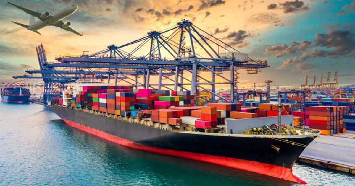 আমদানি-রপ্তানি বাণিজ্যে ধাক্কা