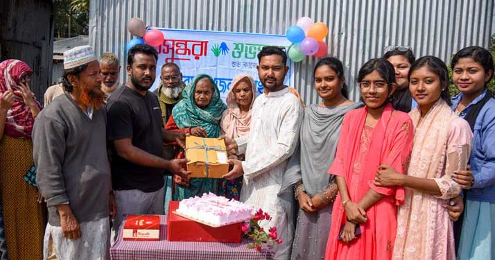 গাইবান্ধায় বসুন্ধরা শুভসংঘের উদ্যোগে বৃদ্ধাশ্রমে ওষুধ উপহার