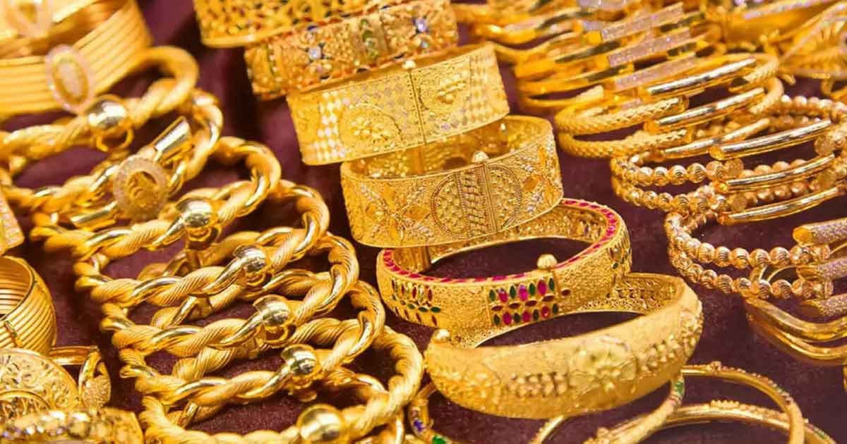 সকালে বেড়ে রাতেই আবার কমলো স্বর্ণের দাম