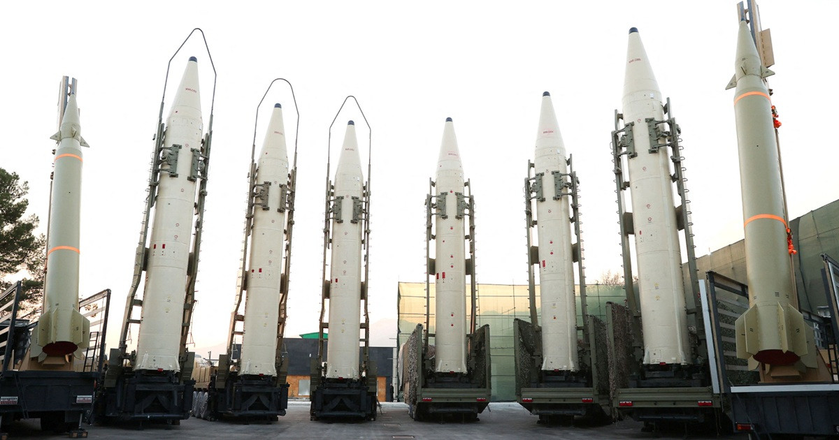 ইরান ক্ষেত্রণাস্ত্র বানাবেই, যুক্তরাষ্ট্রকে কঠোর বার্তা