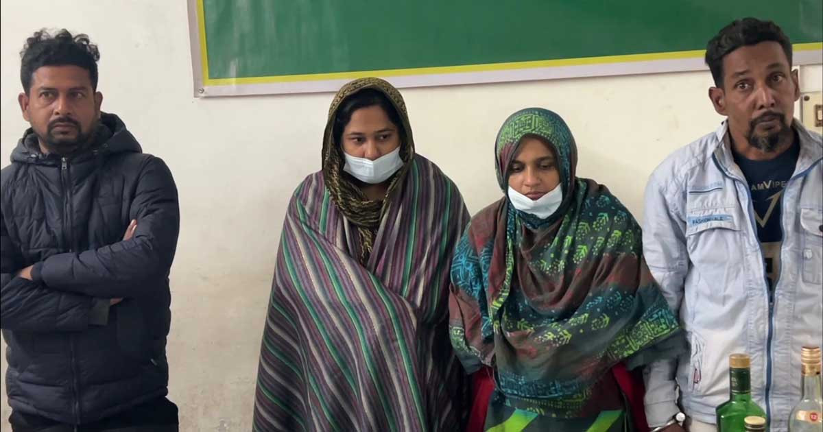 যশোরে যৌথ বাহিনীর অভিযানে অস্ত্র-গুলি উদ্ধার