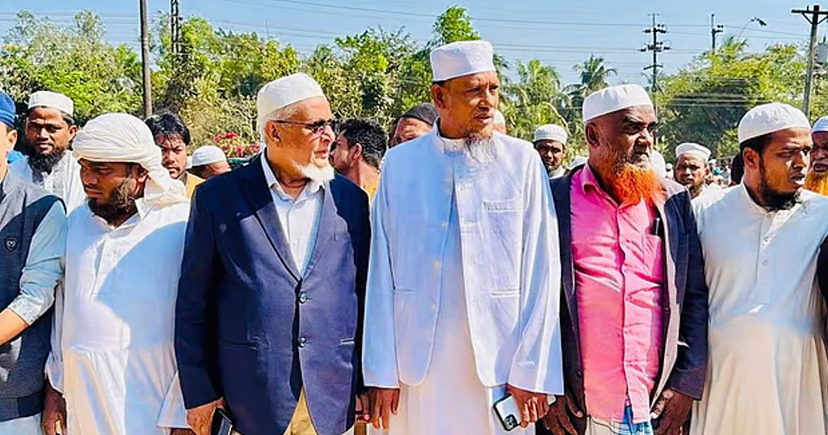 শিশু হুজাইফার জানাজায় এক কাতারে বিএনপি-জামায়াত প্রার্থী