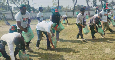 জনসভা করলো জামায়াত, বর্জ্য পরিষ্কারে নামলো বিএনপি