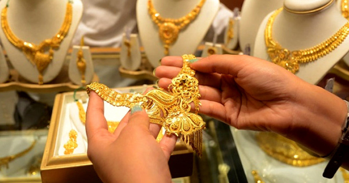 আজ যে দামে বিক্রি হবে প্রতি ভরি স্বর্ণ