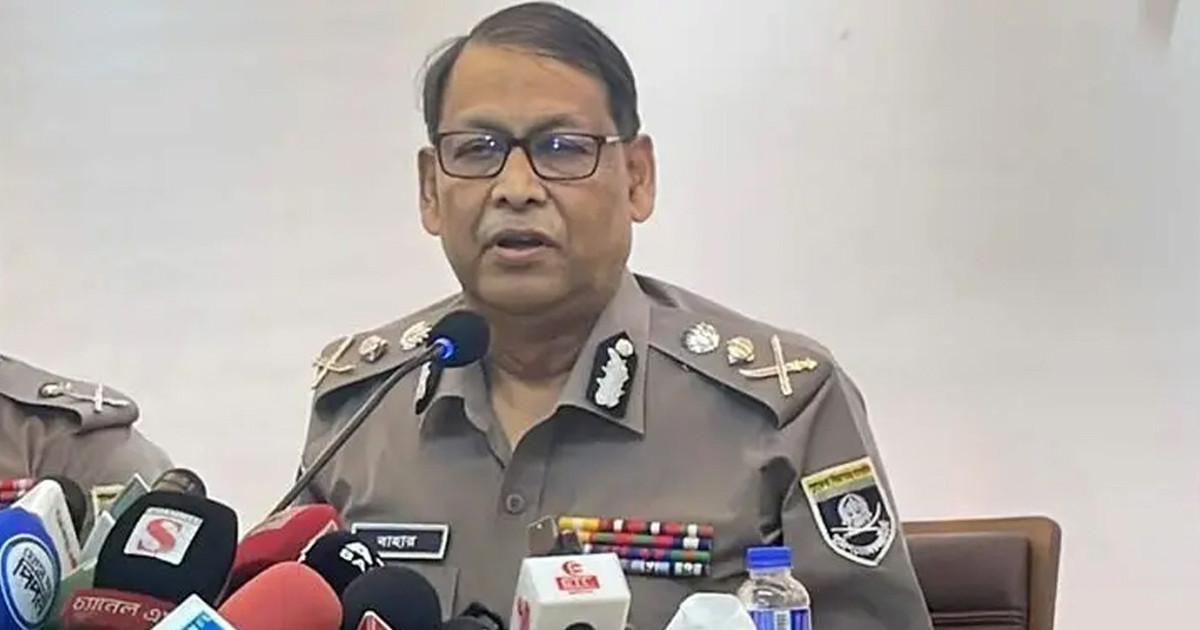 এখন পর্যন্ত বৈধ অস্ত্র জমা ২৭ হাজার ৯৯৫: আইজিপি