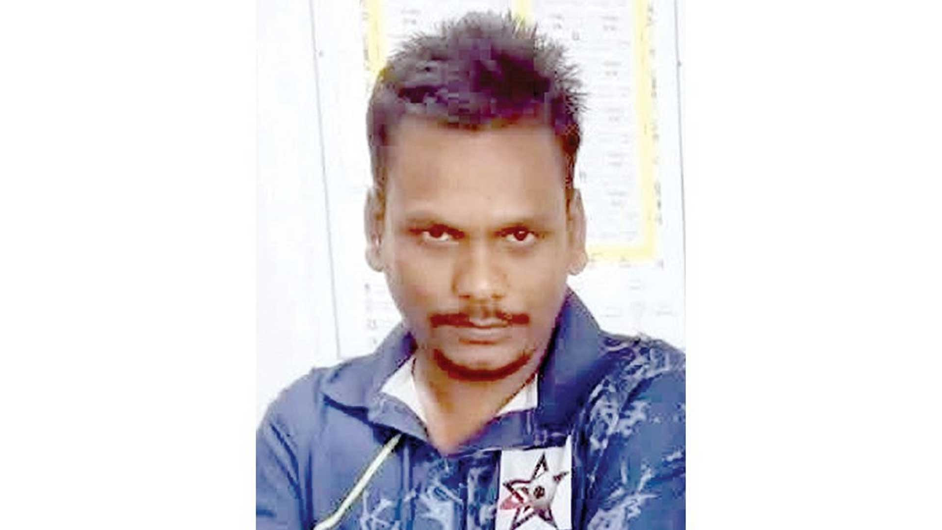 দীপু দাসকে সরকারের আর্থিক ও বাড়ি নির্মাণ সহায়তা প্রদান